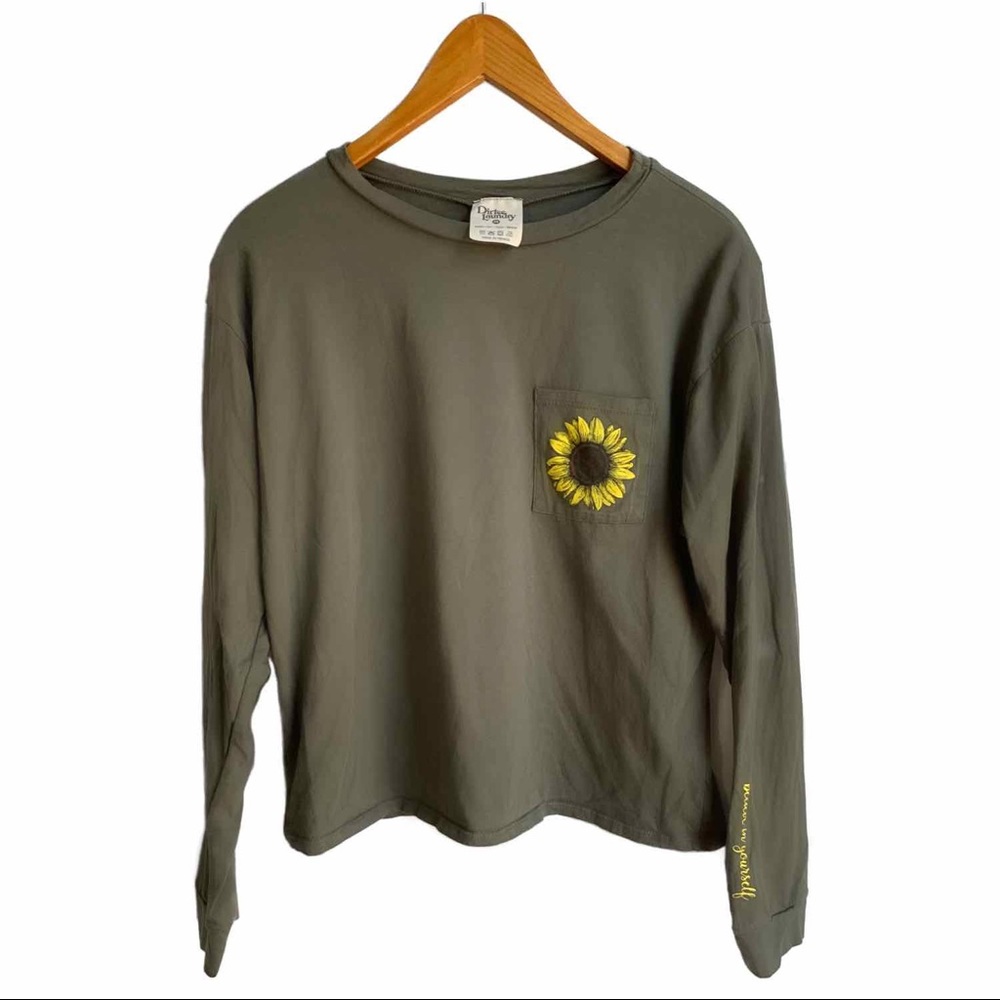 Dirtee Laundry green sunflower long sleeve shirt